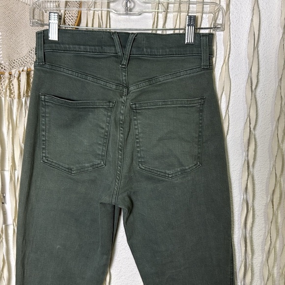 Veronica Beard Carson Flared Raw Hem Ankle Jeans in Green Size 25 - Picture 7 of 14